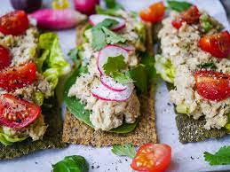 canned Salmon, avocado, and crackers